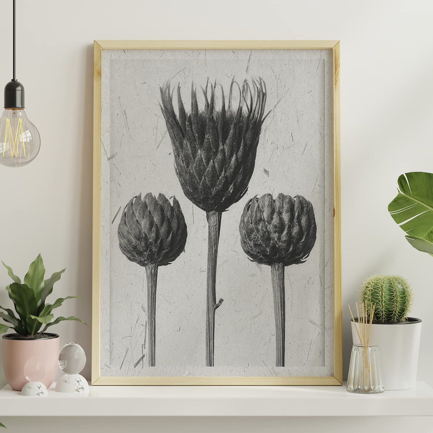 Un conjunto de láminas de plantas y flores con colores vibrantes para la decoración de interiores. Anticípate a la primavera y dale un toque natural y colorido a tu hogar. Explora todas las láminas, cuadros y posters que tenemos disponibles para decorar