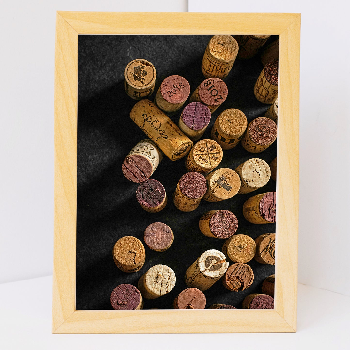Set de 3 Cuadros de Uvas de Viñedo y Corcho Ilustración impresa en estilo Fotográfico para decorar Cocina, Despensa, Cortijo, Comedor, Restaurante