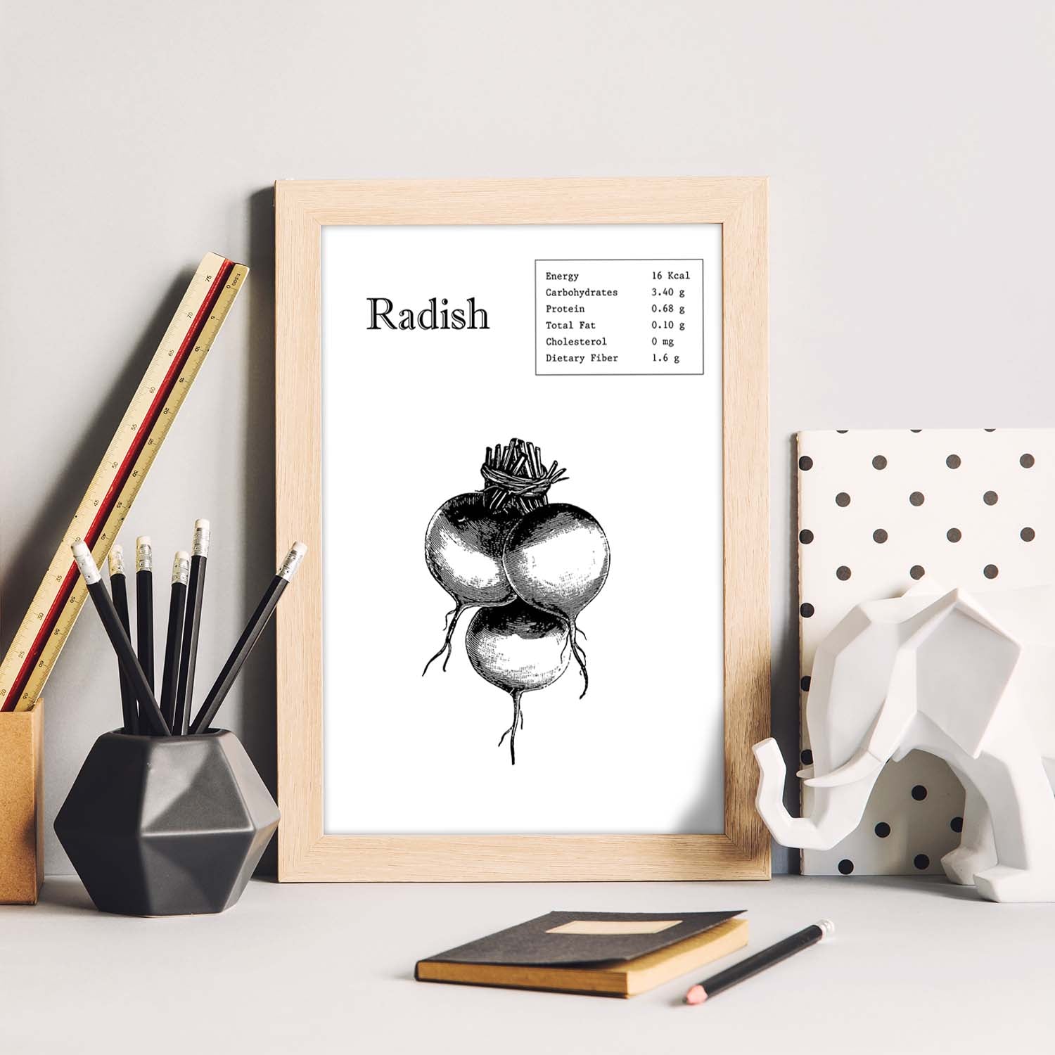Poster de Radish. Láminas de frutas y verduras en inglés.-Artwork-Nacnic-Nacnic Estudio SL