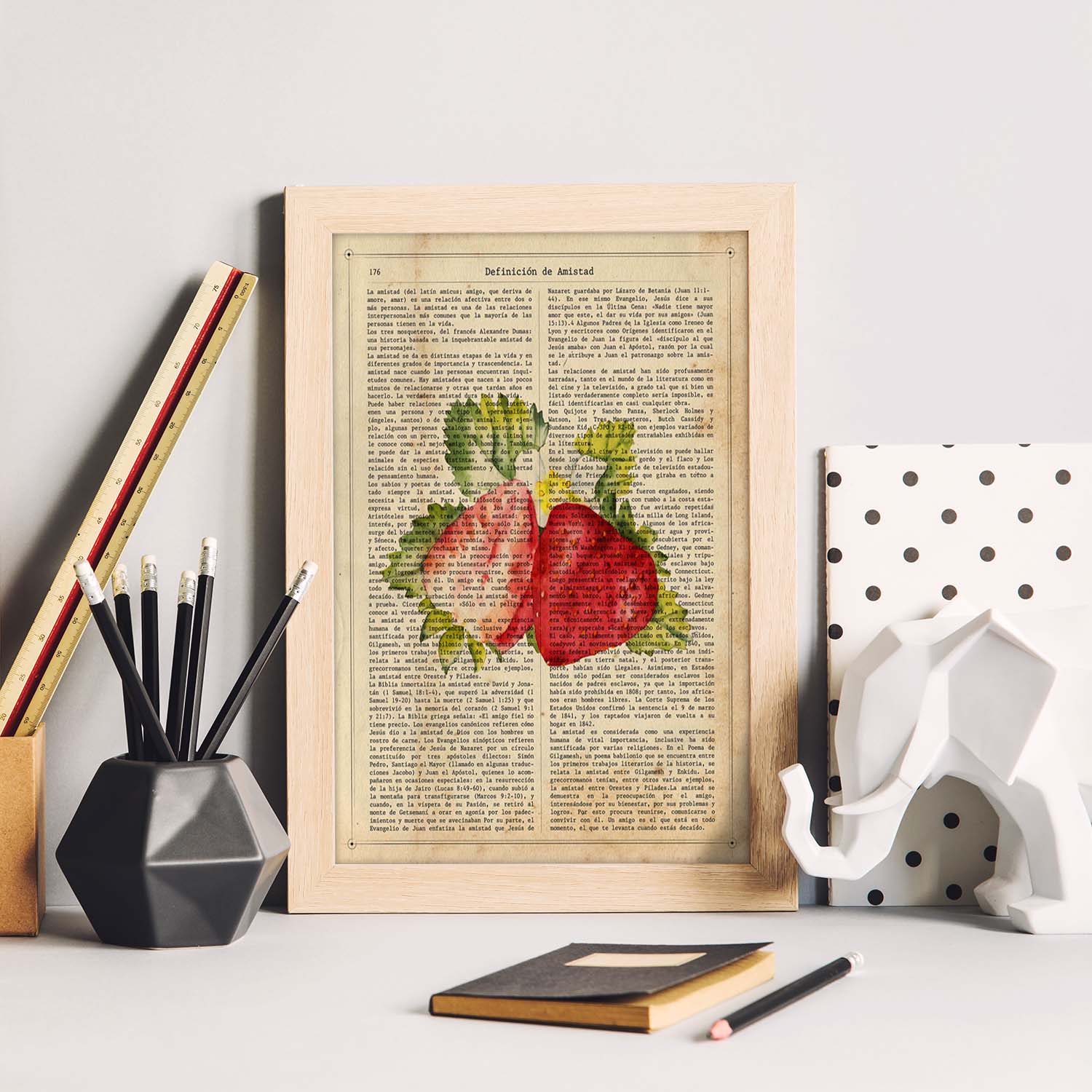 Posters de frutas con texto. Lámina Fresa Abierta con imágenes de alimentación saludable con definiciones.-Artwork-Nacnic-Nacnic Estudio SL