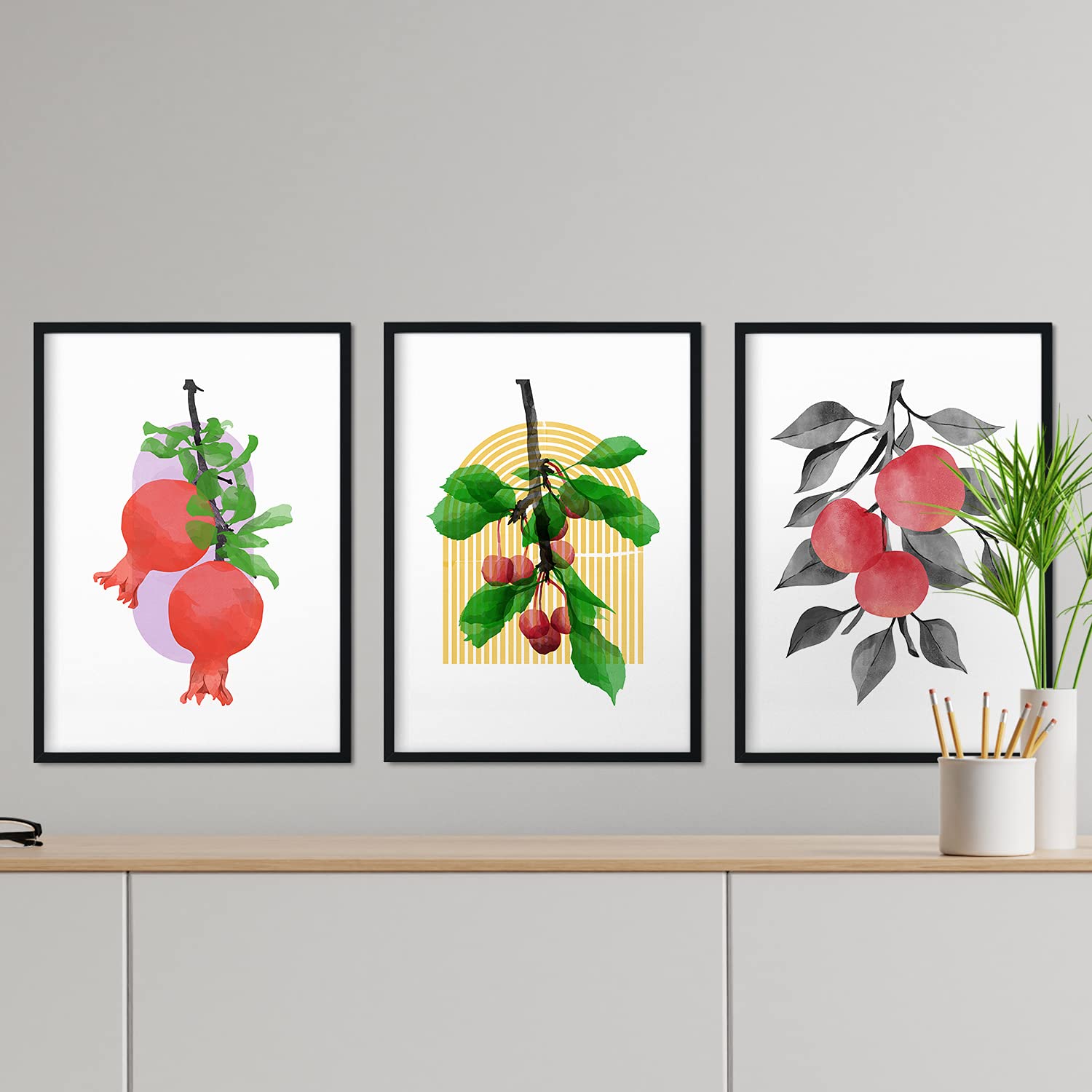 Set de láminas Frutos rojos. Pósters con ilustraciones de plantas y flores en estilo acuarela.-Artwork-Nacnic-Nacnic Estudio SL