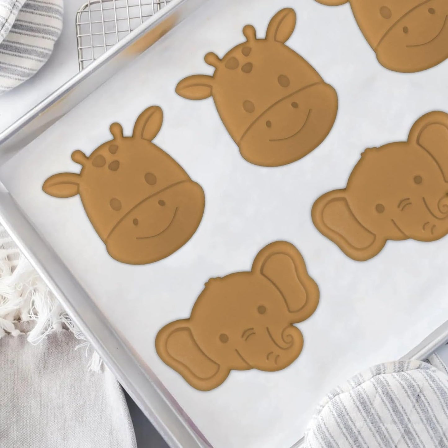 Cortadores de galletas de animales Safari con sellos, juego de 5 cortadores de galletas con elefante, jirafa, mono, león y cocodrilo, lindo paquete variado de cortador de galletas para