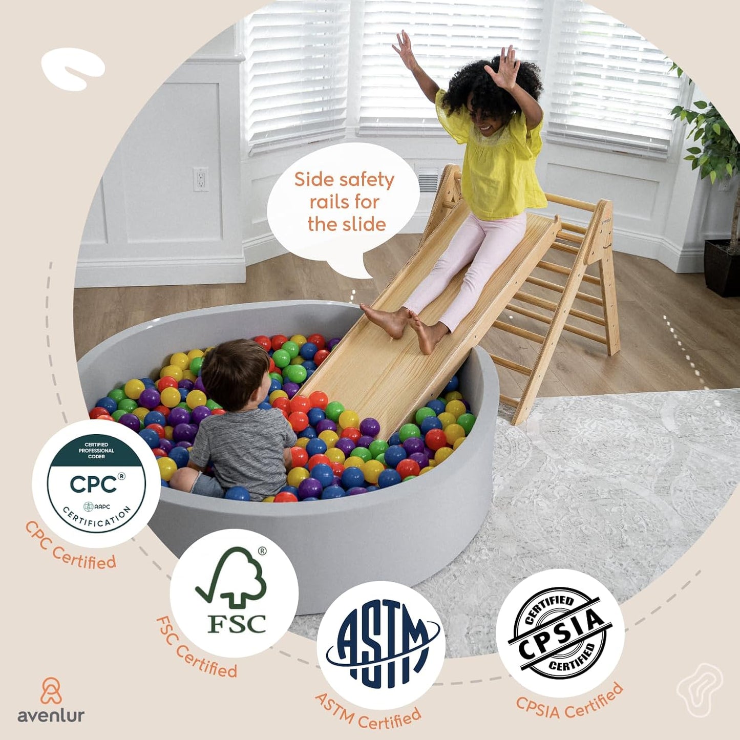 Gimnasio de escalada interior 5 en 1 Avenlur Hazel - Set de escalada Waldorf y Montessori con escalera triangular, rampa, arco trepador, balancín y tobogán - Juguetes Montessori para niños de 18 meses a 7 años (Natural)