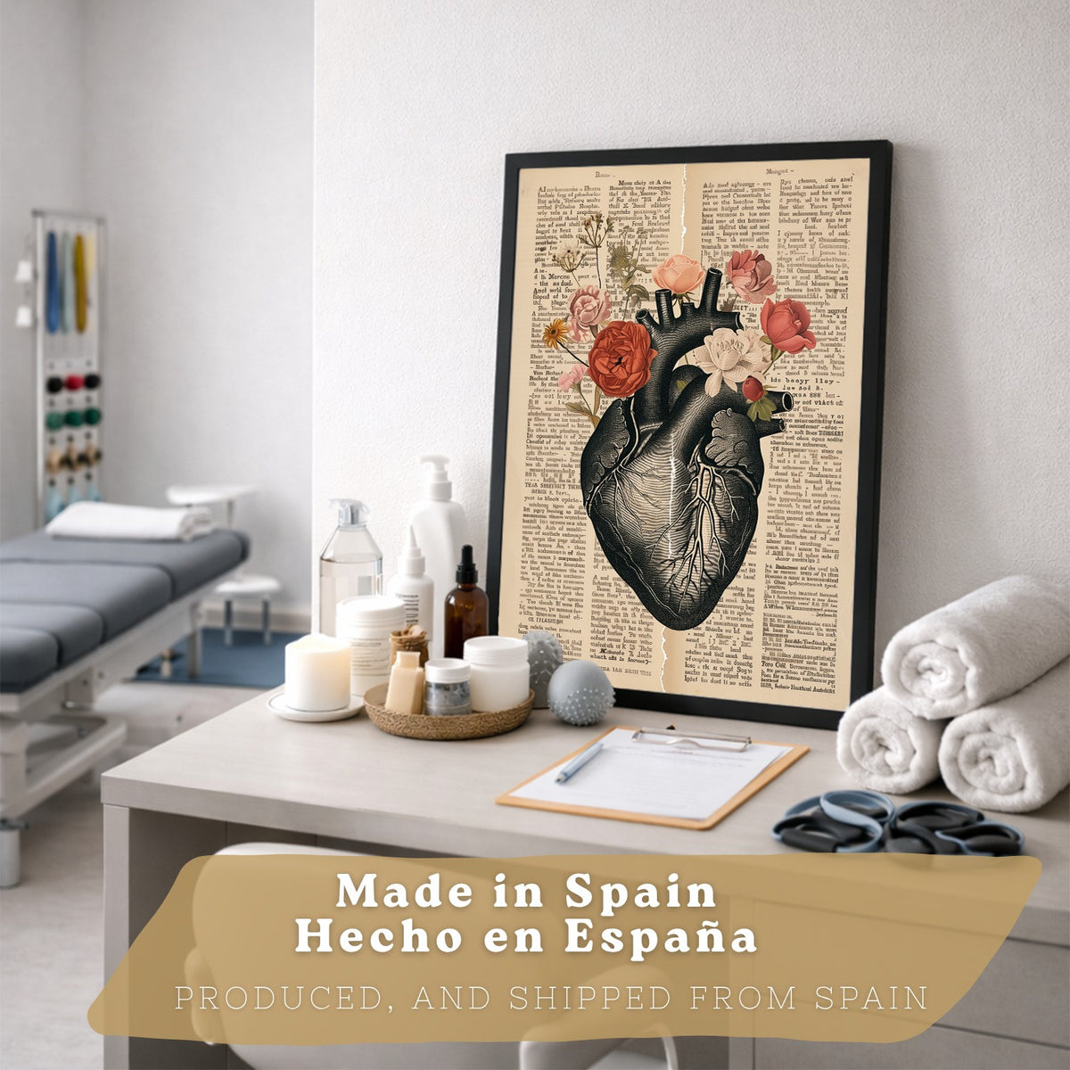 Set 4 Cuadros de Anatomía Láminas con Corazón, Cerebro, Esqueleto y Intestinos Fondo Antiguo