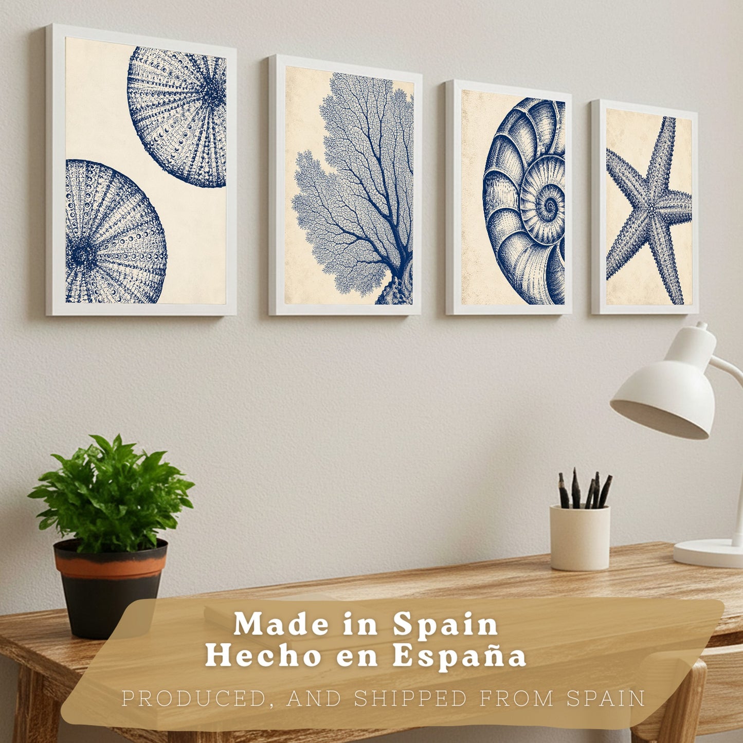 Posters de Azul Costero con Coral, Nautilus y Estrella de Mar