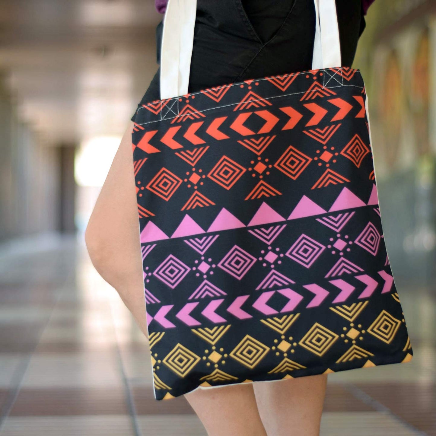 Bolsa Tote de tela | Diseño Geométrico Fluorescente | Tote Bag con asas largas multiusos, reutilizable y ecológica.-Nacnic-Nacnic Estudio SL-para cada dia