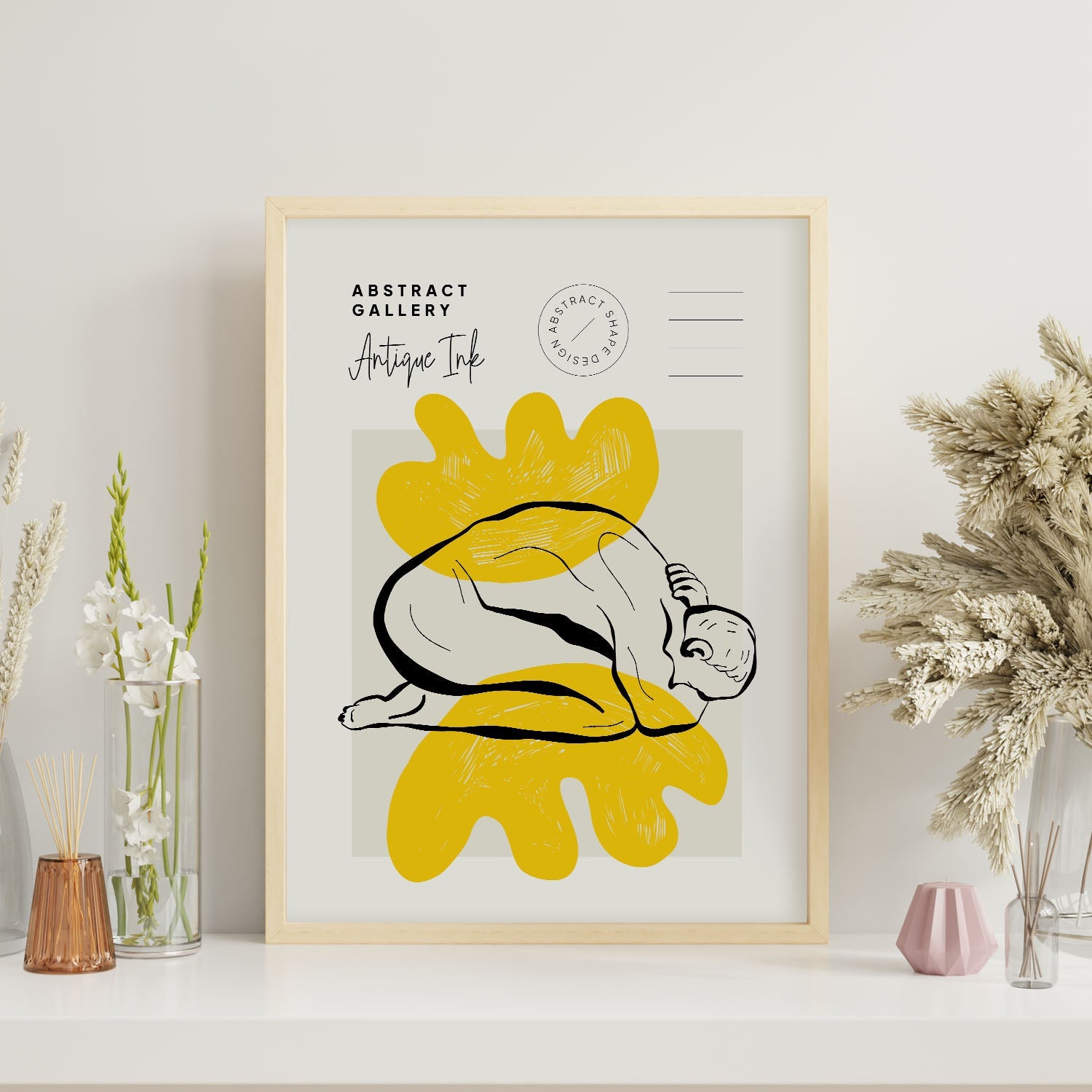 Curled up Ceasar-Artwork-Nacnic-Nacnic Estudio SL