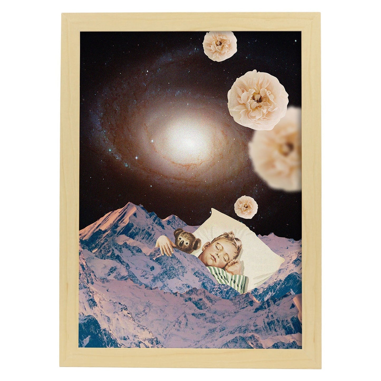 Lamina artistica decorativa con ilustración de Collage surrealista 25 estilo Collage-Artwork-Nacnic-A3-Marco Madera clara-Nacnic Estudio SL