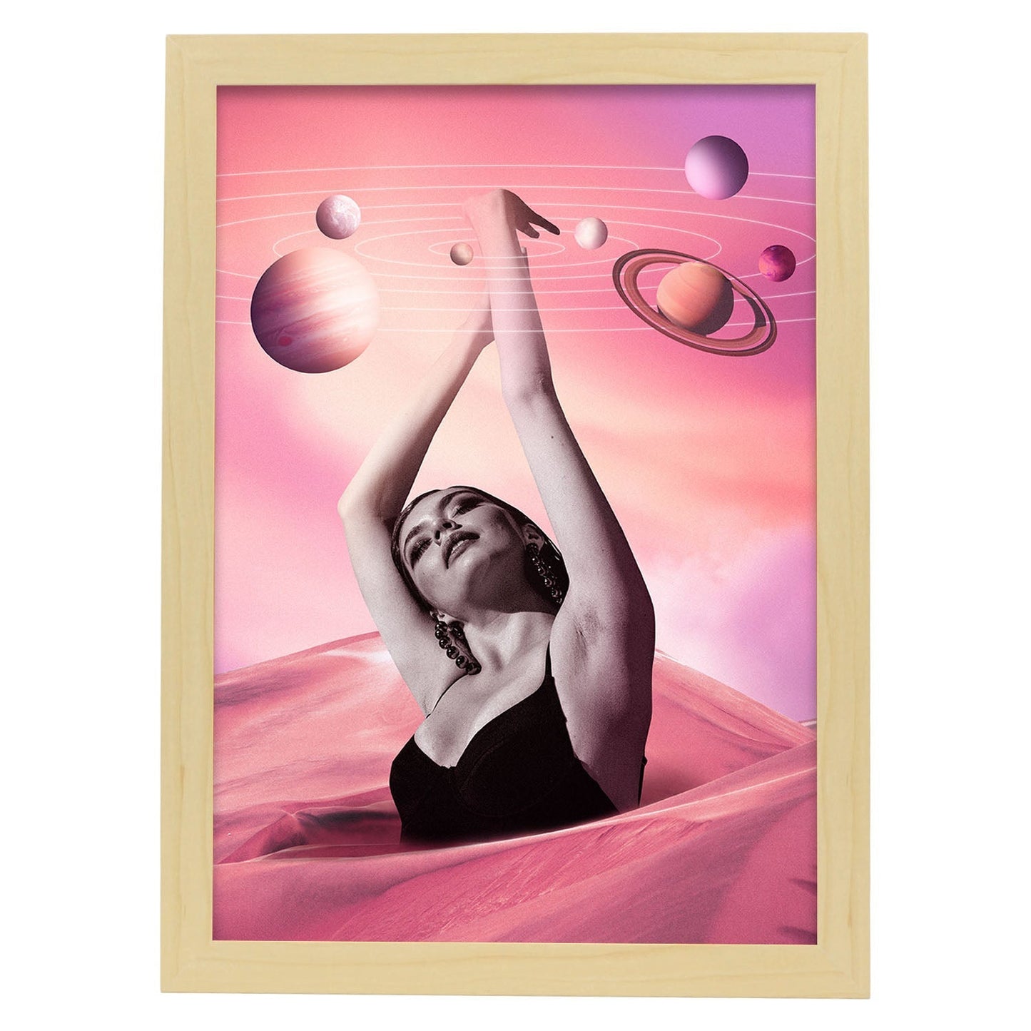 Lamina artistica decorativa con ilustración de Collage surrealista 3 estilo Collage-Artwork-Nacnic-A4-Marco Madera clara-Nacnic Estudio SL