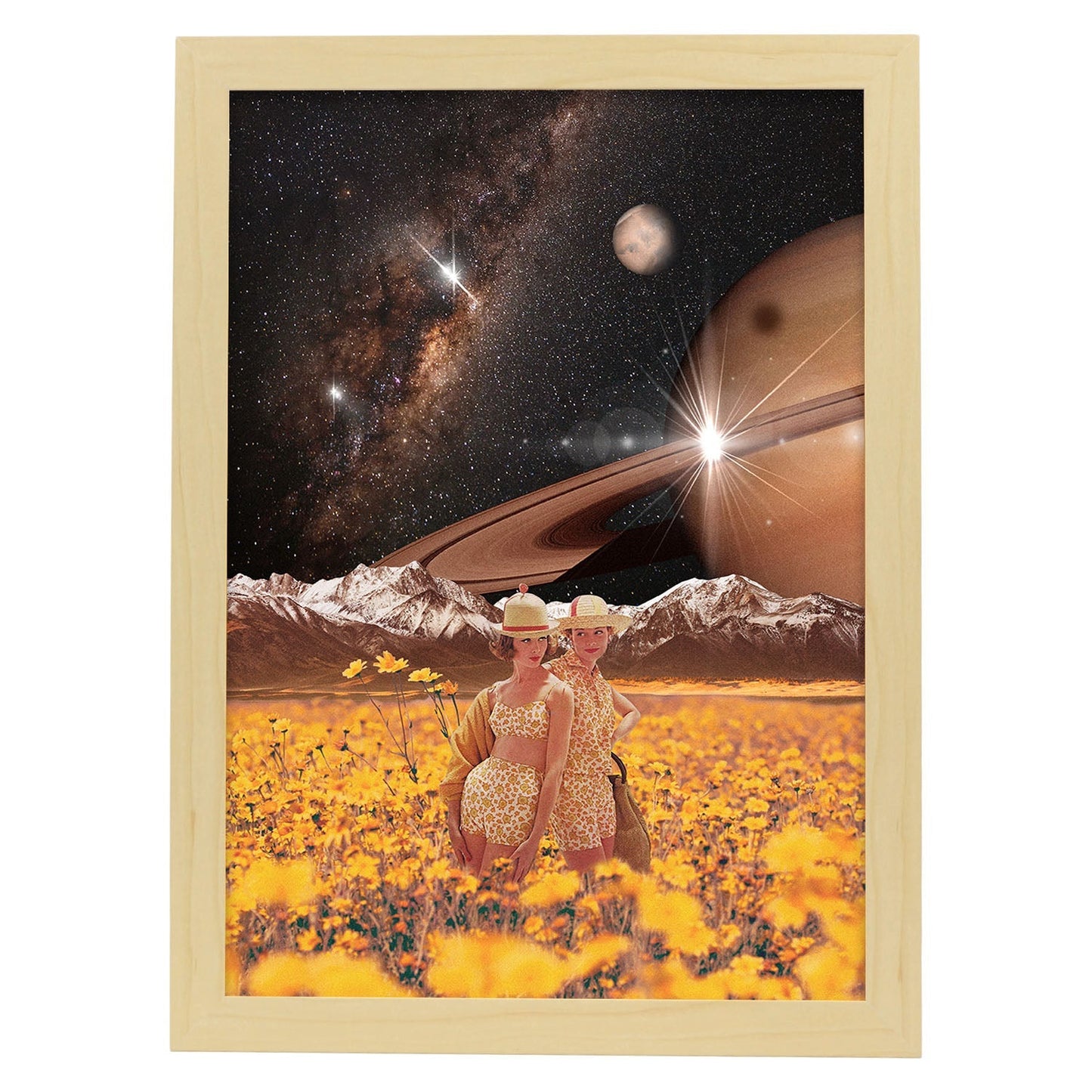 Lamina artistica decorativa con ilustración de Collage surrealista 4 estilo Collage-Artwork-Nacnic-A4-Marco Madera clara-Nacnic Estudio SL