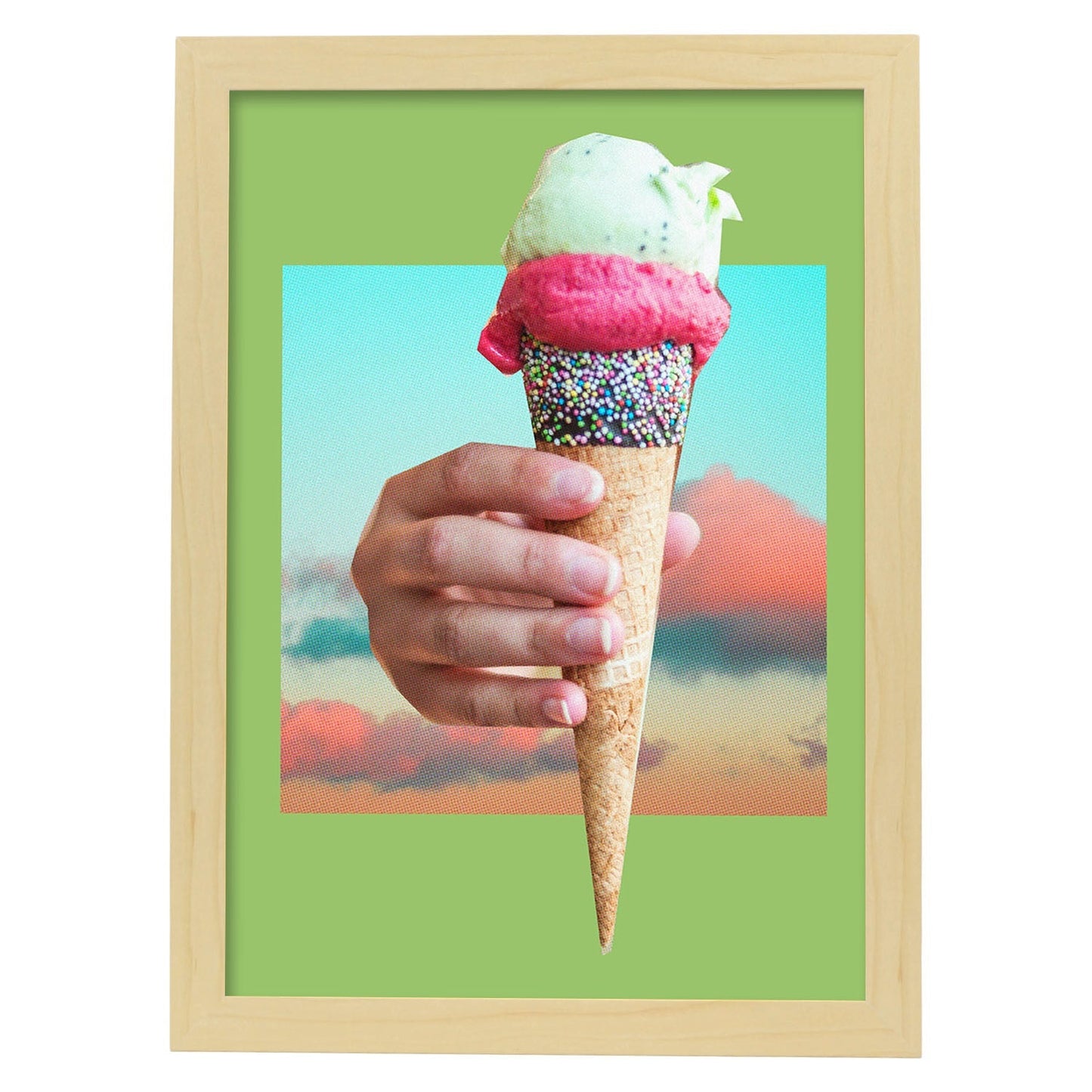 Lamina artistica decorativa con ilustración de Helado estilo Collage-Artwork-Nacnic-A4-Marco Madera clara-Nacnic Estudio SL
