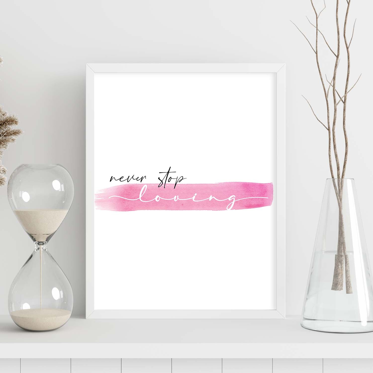 Lamina artistica decorativa con ilustración de never stop loving estilo Mensaje inspiracional-Artwork-Nacnic-Nacnic Estudio SL