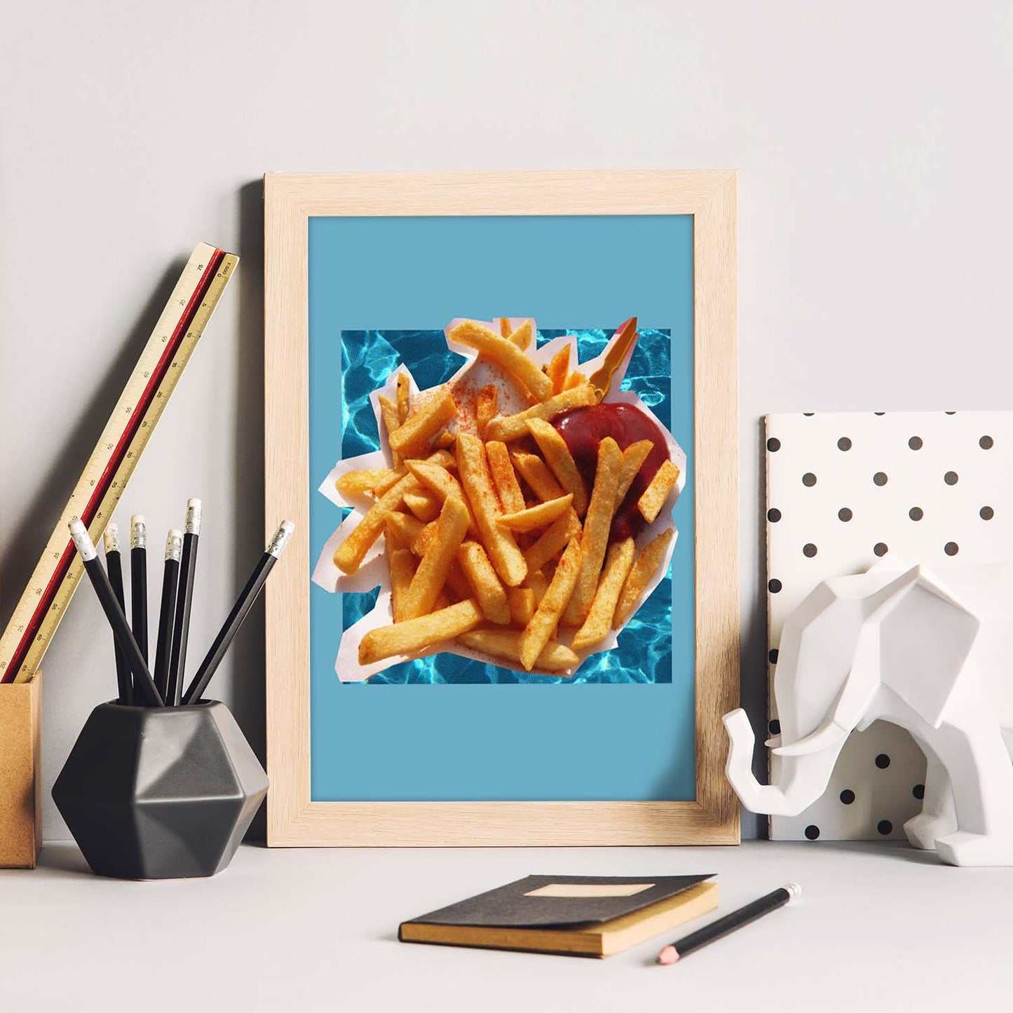 Lamina artistica decorativa con ilustración de Papas fritas estilo Collage-Artwork-Nacnic-Nacnic Estudio SL