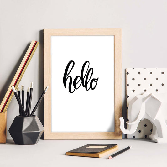 Lámina con mensajes felices en blanco y negro.Poster 'Hola'-Artwork-Nacnic-Nacnic Estudio SL