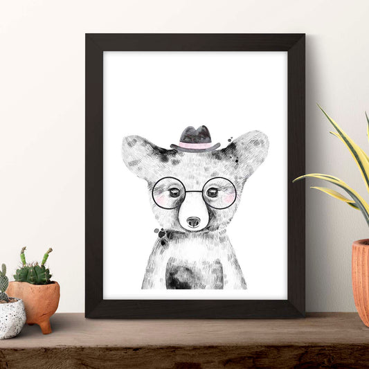 Lámina infantil Oso bebe con gafas y sombrero Poster animales infantiles-Artwork-Nacnic-Nacnic Estudio SL