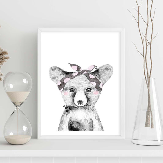 Lámina infantil Oso bebe con panuelo gris y rosa Poster animales infantiles-Artwork-Nacnic-Nacnic Estudio SL