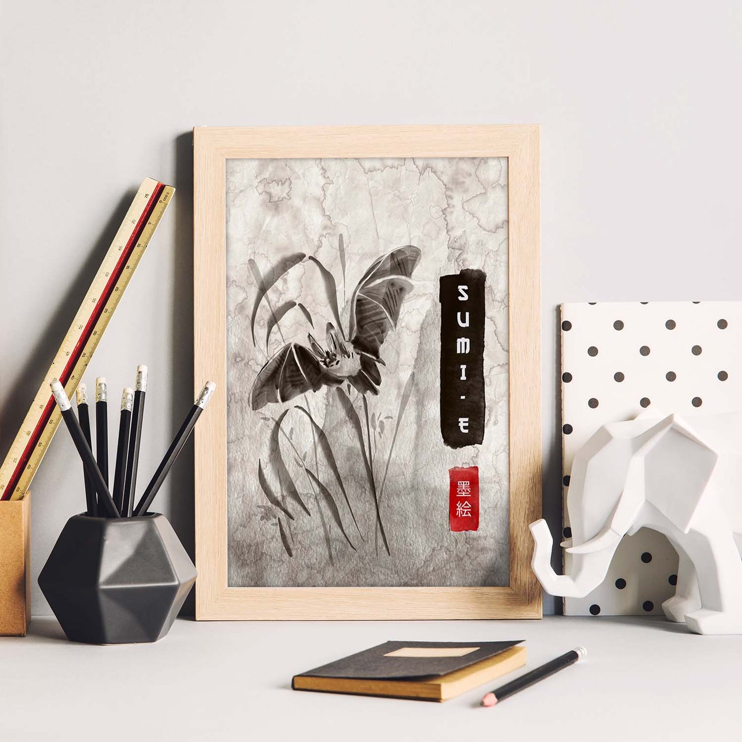 Lámina Murcielago. Pósters en estilo Sumi-E. Imágenes vintage de animales en tonos grises.-Artwork-Nacnic-Nacnic Estudio SL