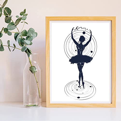 Lámina para enmarcar "BAILARINA". Poster con imagen BAILANDO CON EL COSMOS. Poster estilo nórdico. Lámina impresa en y Tamaño A3. Producto de diseño.-Artwork-Nacnic-Nacnic Estudio SL