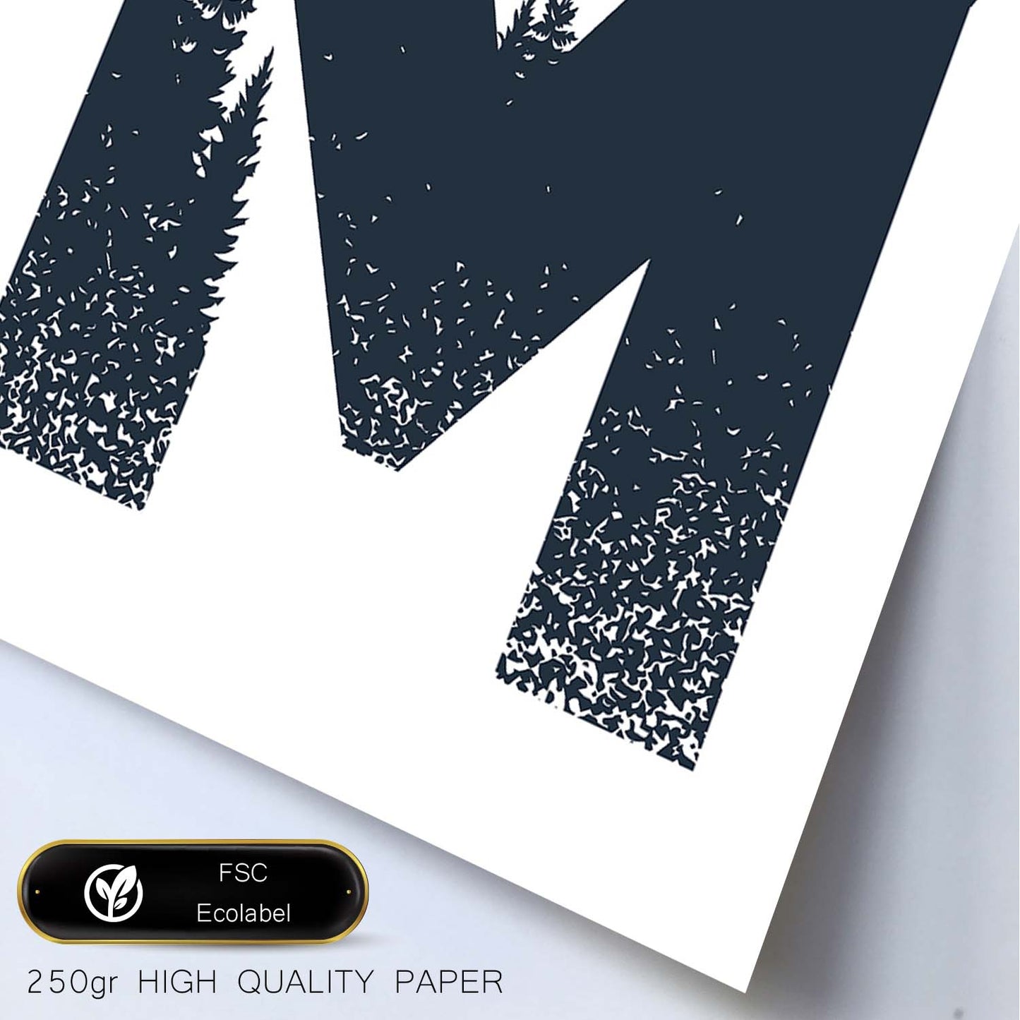 Letra M con bosque y montañas. Naturaleza.Posters de letras con diseño.-Artwork-Nacnic-Nacnic Estudio SL