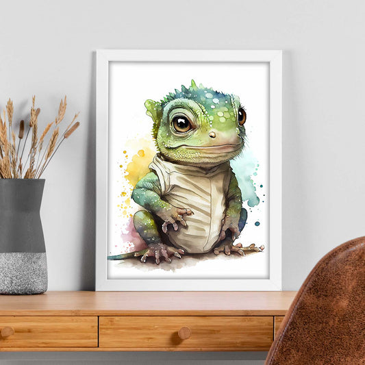 Nacnic baby iguana schatling sobre fondo blanco sonriendo nosotros. Estampados de arte de pared estético para el diseño de dormitorio o sala de estar.-Artwork-Nacnic-Nacnic Estudio SL