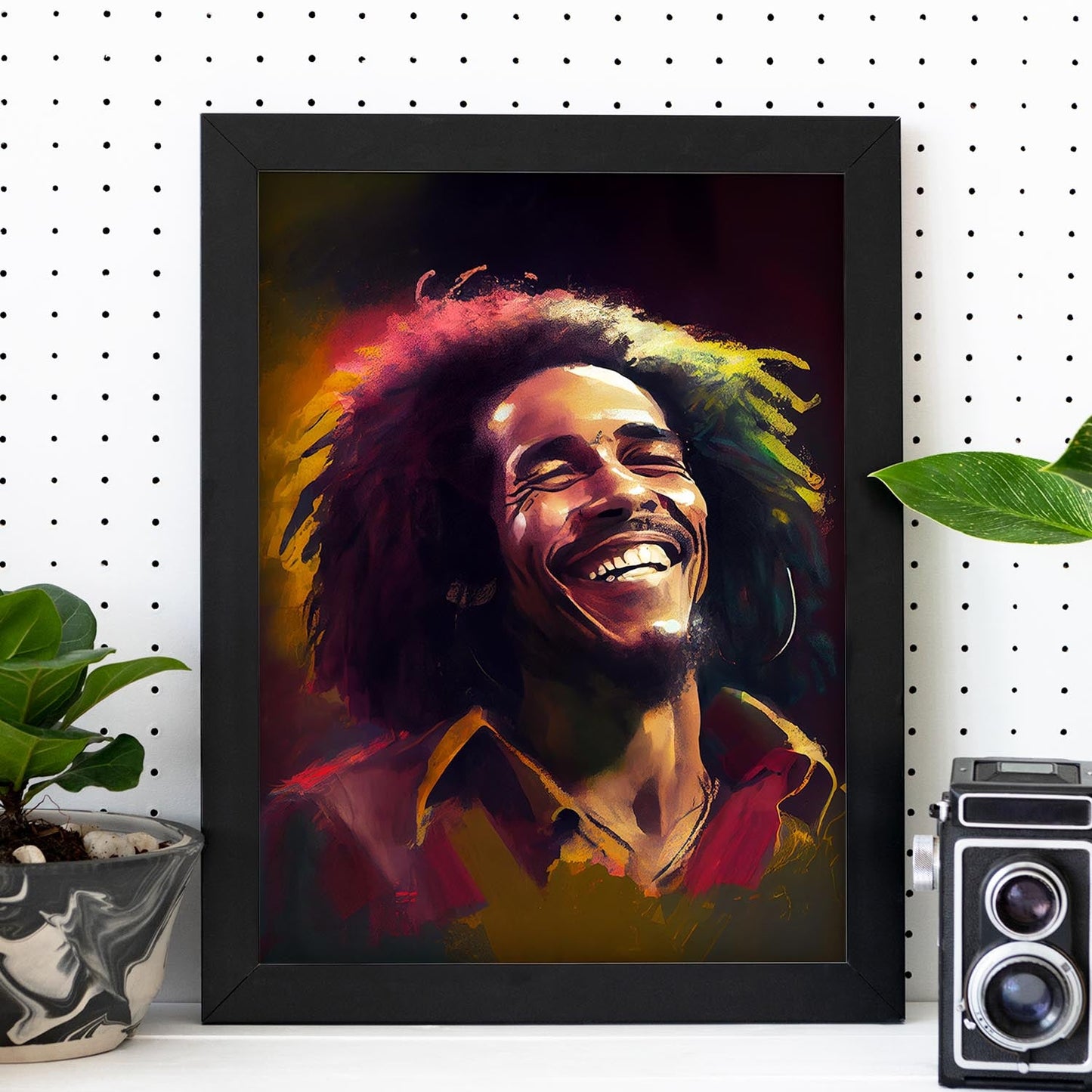 Nacnic Bob Marley sonriendo a la figura dinámica de estilo Pixar dibujando. Estampados de arte de pared estético para el diseño de dormitorio o sala de estar.-Artwork-Nacnic-Nacnic Estudio SL