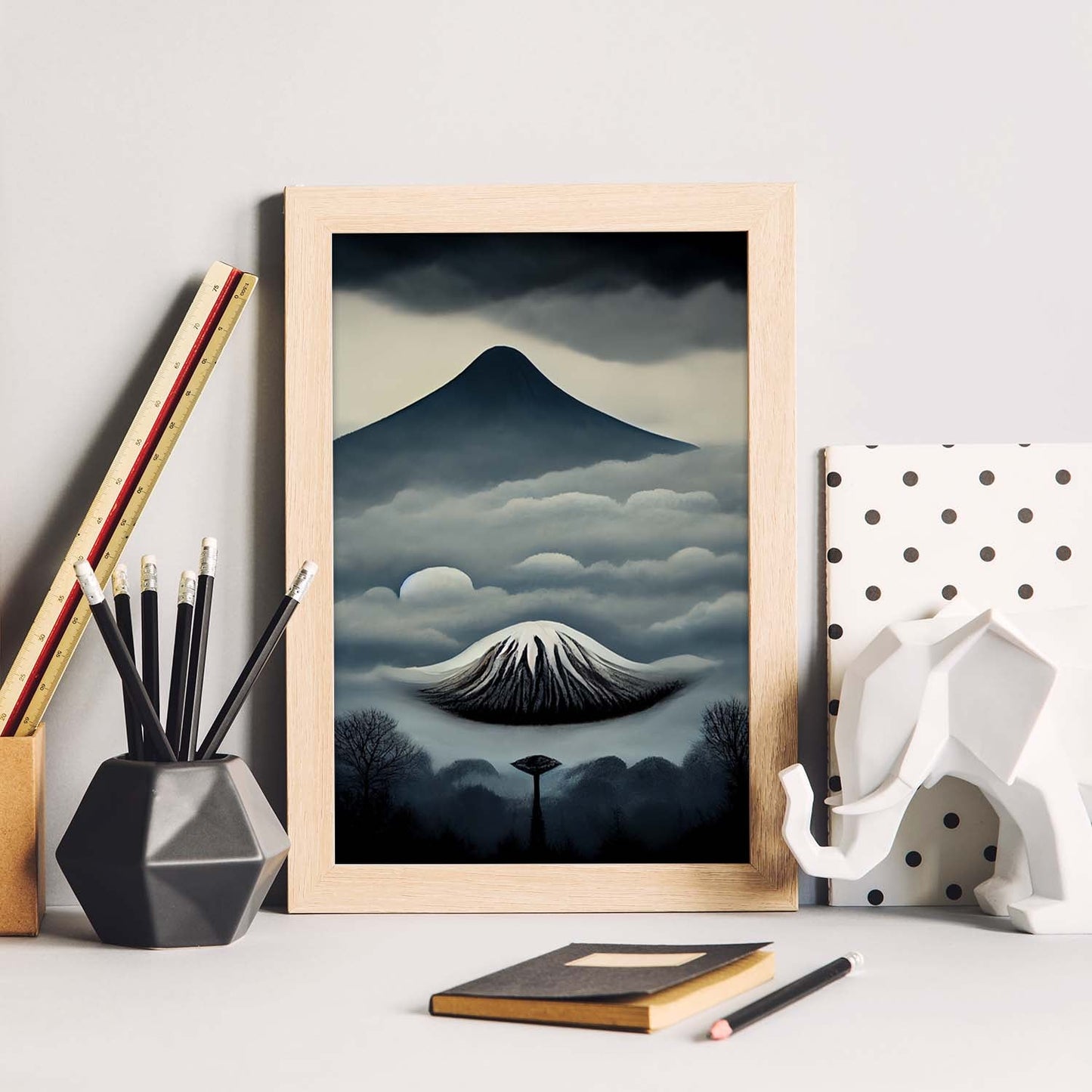 Nacnic Lámina Monte Fuji Intelectual al estilo de T. Burton. Ilustraciones de monumentos, ciudades, paises inspiradas en arte gótico y oscuro. Diseño y Decoración de Interiores.-Artwork-Nacnic-Nacnic Estudio SL