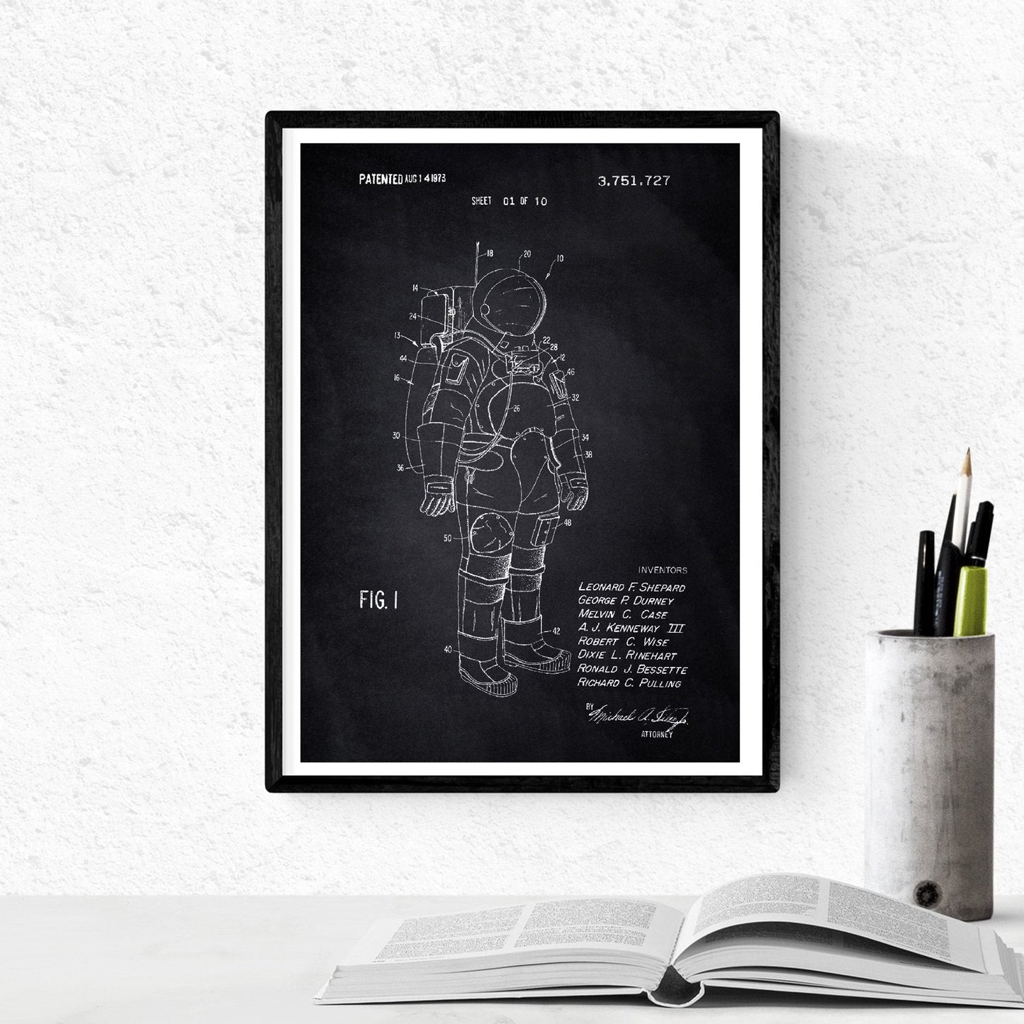 Negro - Pack de 4 Láminas con Patentes de Astronautas. Set de Posters con inventos y Patentes Antiguas-Artwork-Nacnic-Nacnic Estudio SL