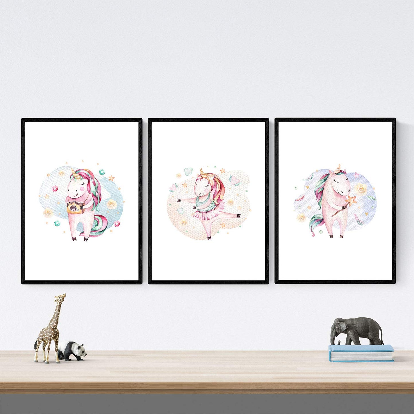 Pack de Tres láminas con Ilustraciones de Animales. Unicornio bailnado Unicornio Hada y Unicornio fotografo.-Artwork-Nacnic-Nacnic Estudio SL