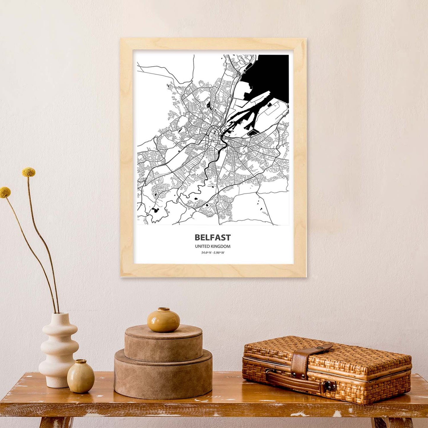 Poster con mapa de Belfast - Reino Unido. Láminas de ciudades de Reino Unido con mares y ríos en color negro.-Artwork-Nacnic-Nacnic Estudio SL
