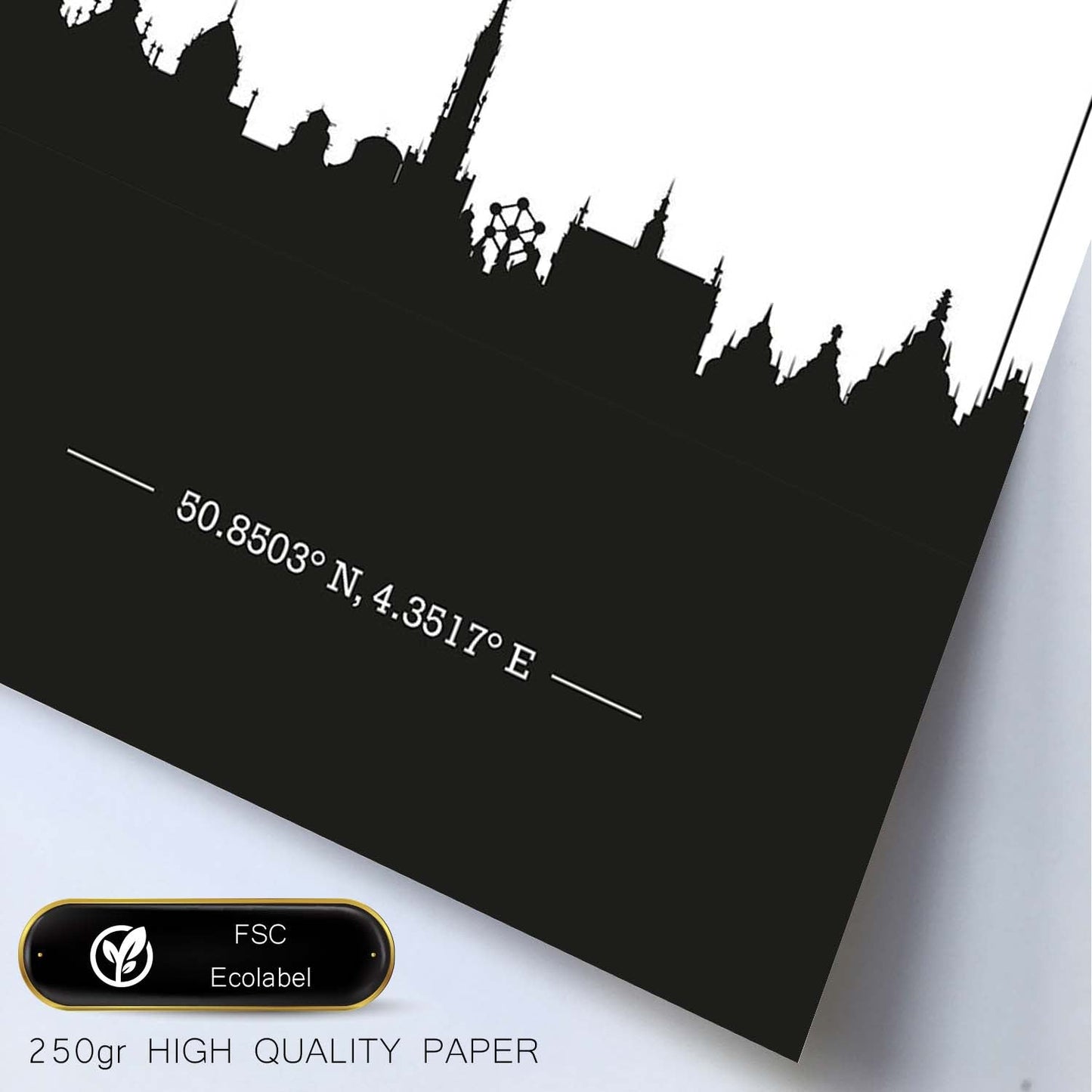 Poster con mapa de Brussels - Belgica. Láminas con Skyline de ciudades de Europa con sombra negra.-Artwork-Nacnic-Nacnic Estudio SL