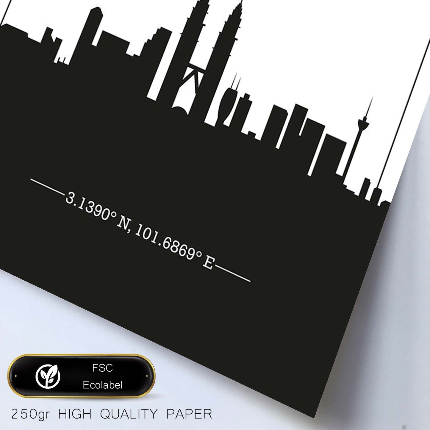 Poster con mapa de Kuala - Lumpur - Malasia. Láminas con Skyline de ciudades de Asia, Australia, y Oriente Medio con sombra negra.-Artwork-Nacnic-Nacnic Estudio SL