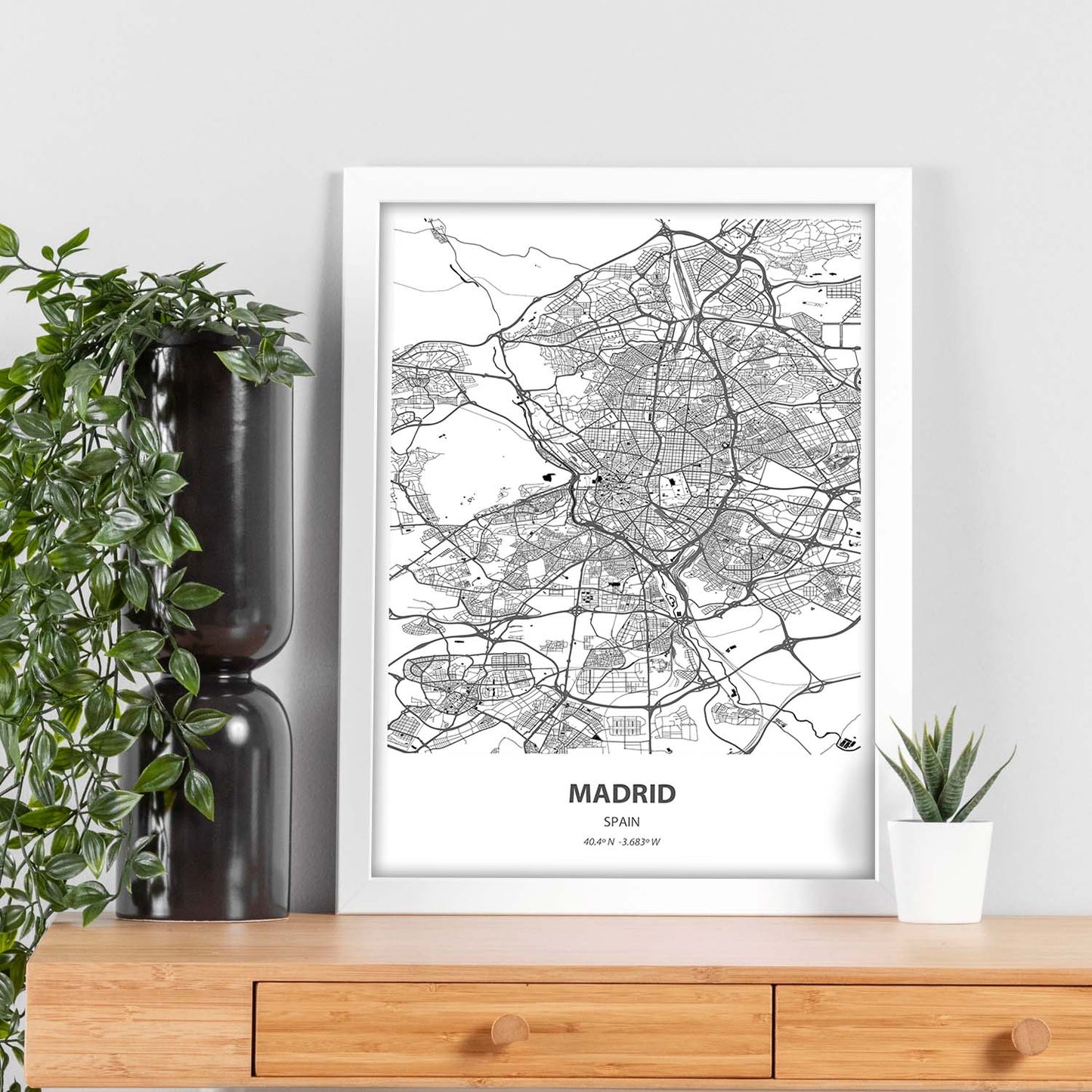 Poster con mapa de Madrid - España. Láminas de ciudades de España con mares y ríos en color negro.-Artwork-Nacnic-Nacnic Estudio SL