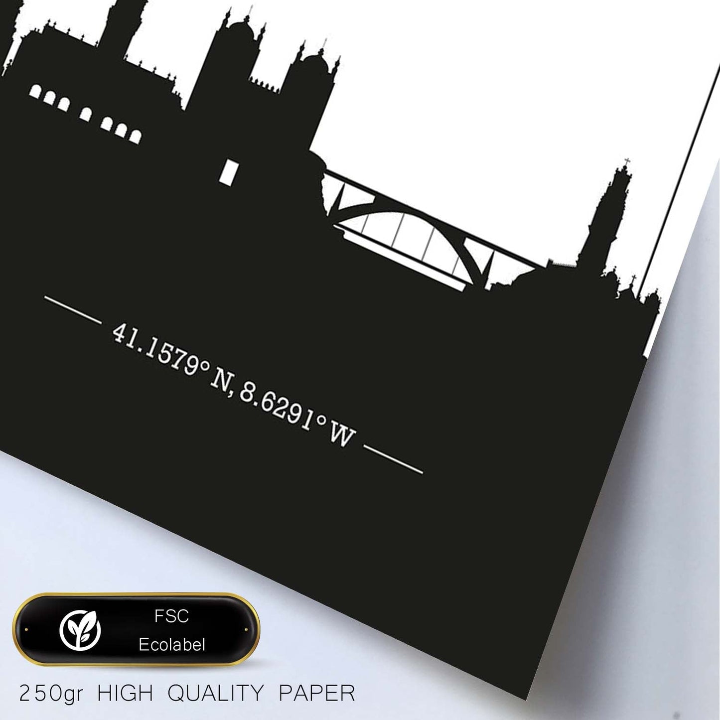 Poster con mapa de Porto - Portugal. Láminas con Skyline de ciudades de Europa con sombra negra.-Artwork-Nacnic-Nacnic Estudio SL