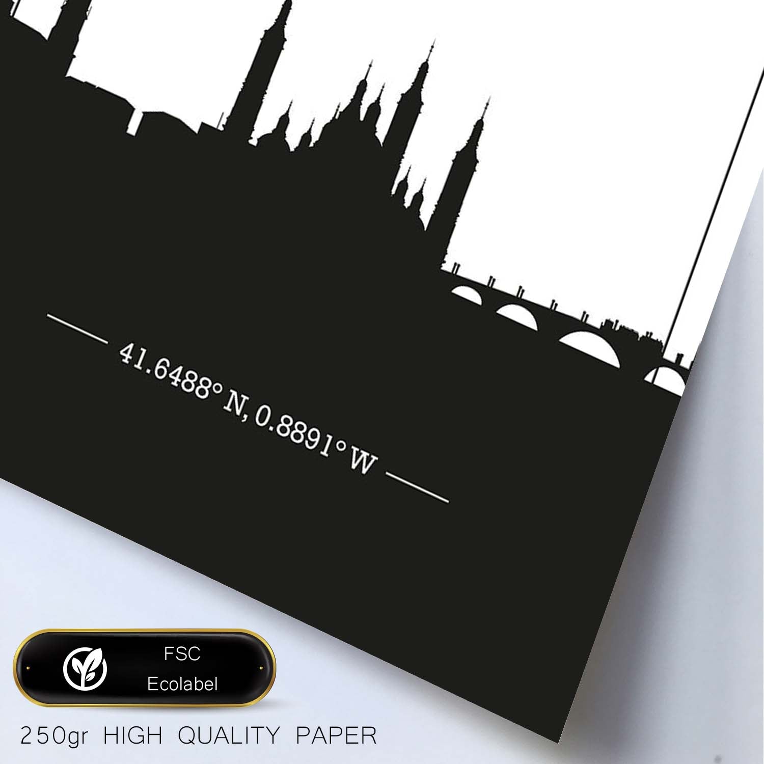Poster con mapa de Zaragoza - España. Láminas con Skyline de ciudades de Europa con sombra negra.-Artwork-Nacnic-Nacnic Estudio SL