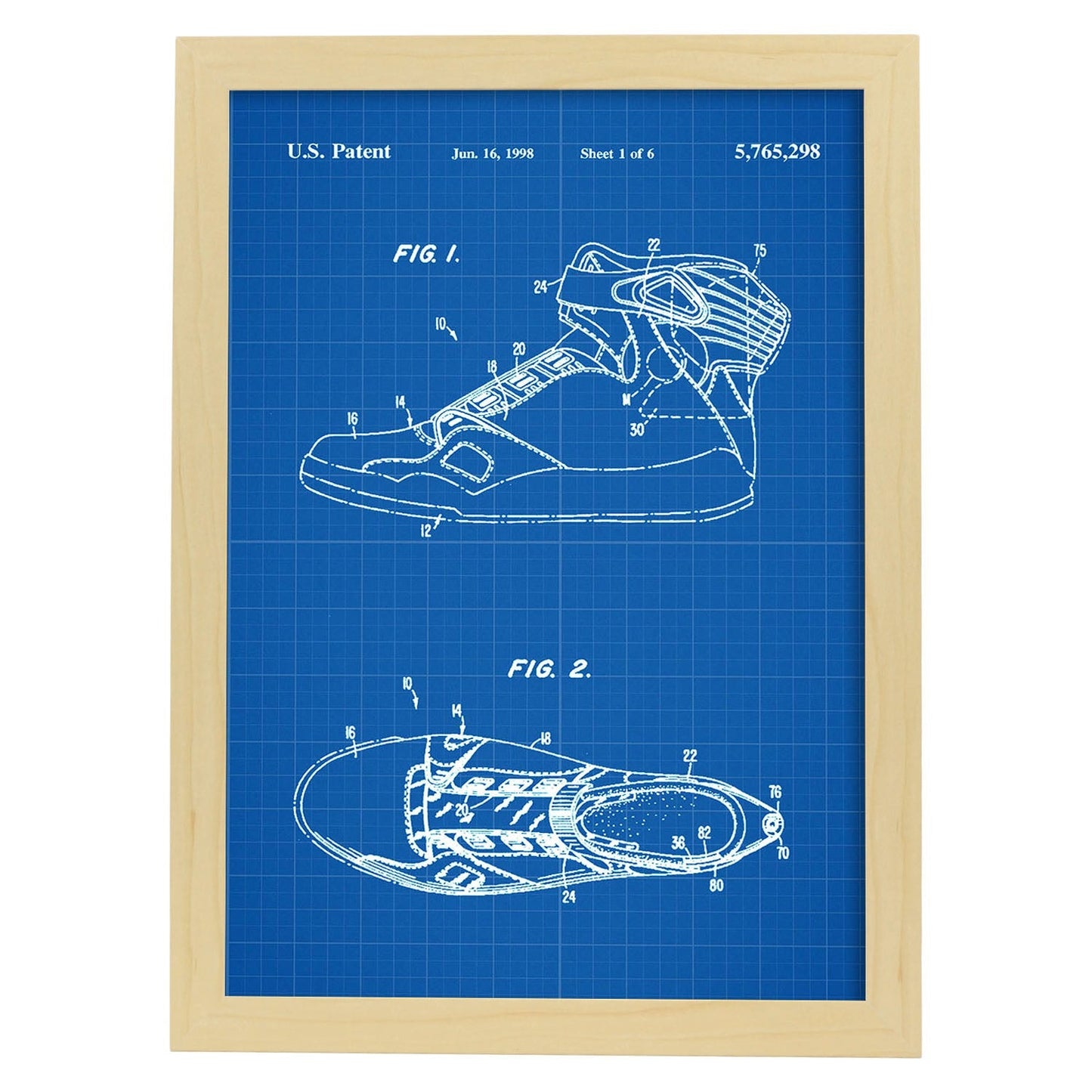 Poster con patente de Zapatilla baloncesto 3. Lámina con diseño de patente antigua-Artwork-Nacnic-A4-Marco Madera clara-Nacnic Estudio SL