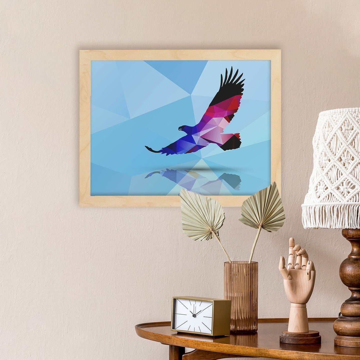 Poster de animales geométricos con fondos a color. Lámina Aguila, ilustrada con formas geométricas, y con un colorido fondo.-Artwork-Nacnic-Nacnic Estudio SL