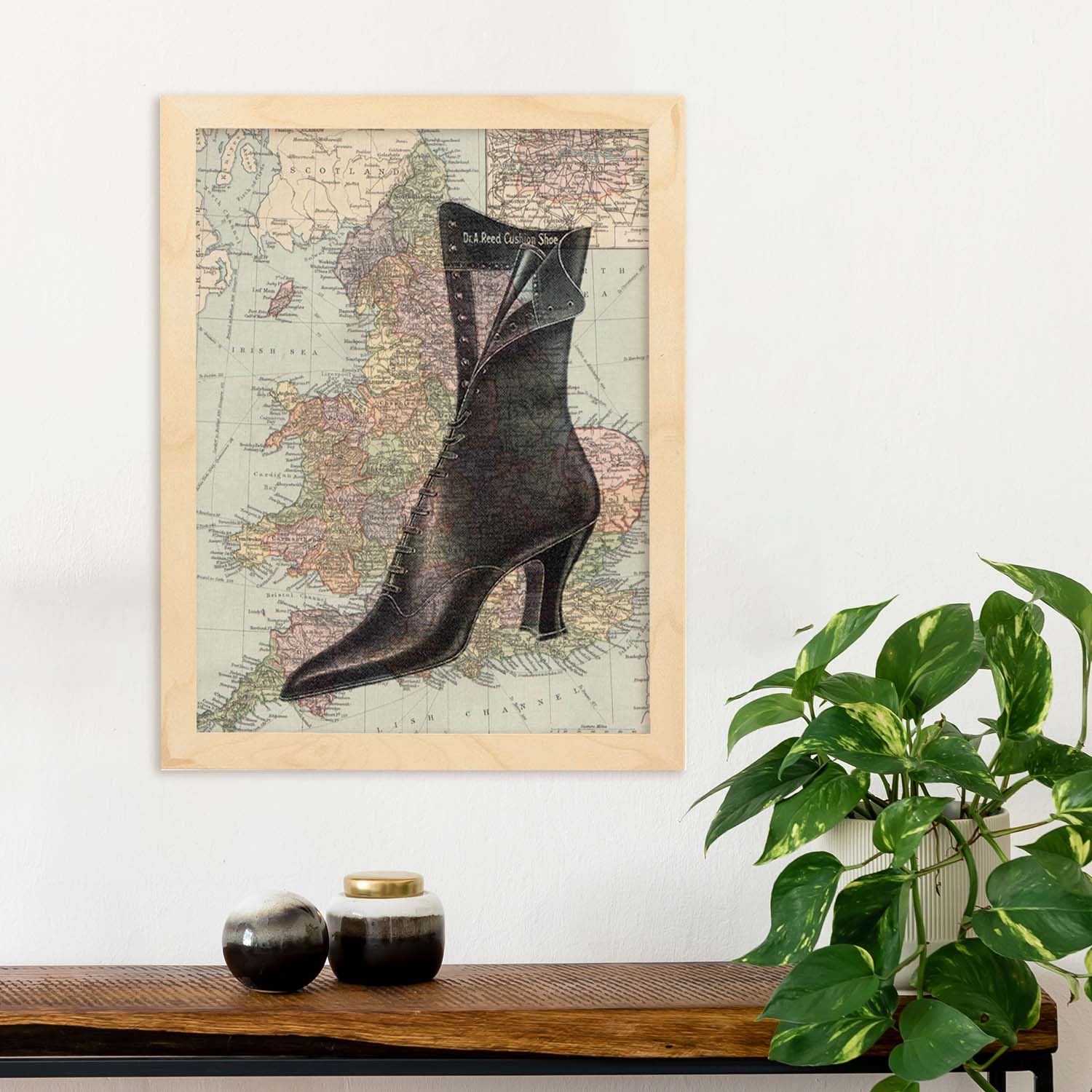 Poster de Bota sobre Inglaterra. Láminas de mapas del mundo. Decoración con mapas e imágenes vintage.-Artwork-Nacnic-Nacnic Estudio SL