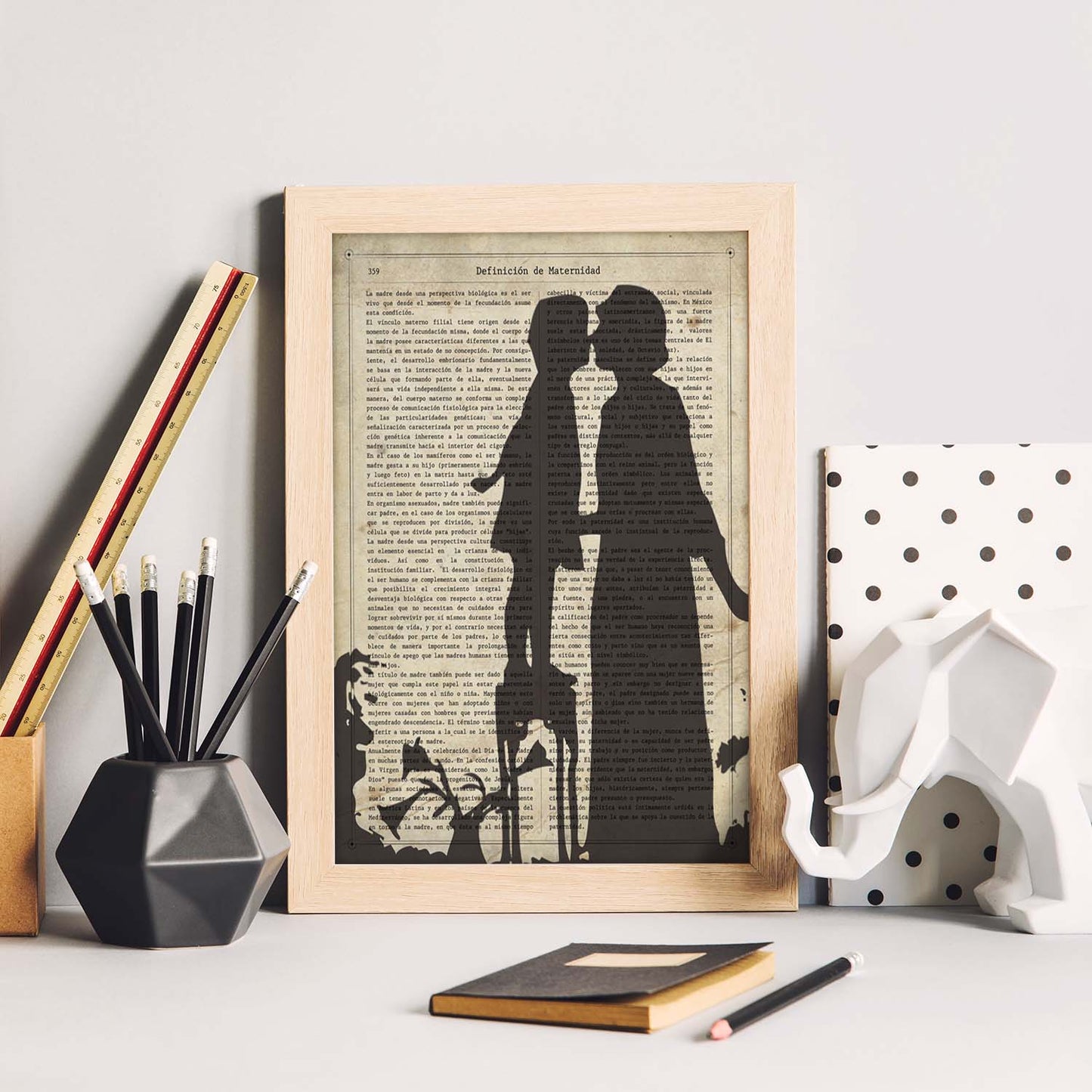 Poster de Madre e hija. Láminas románticas de amor con definiciones. Ilustraciones para tu pareja, familia, mujer, ...-Artwork-Nacnic-Nacnic Estudio SL