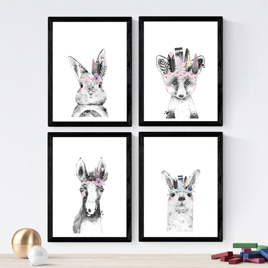 Set de 4 láminas de Animales Infantiles Plumas Y Flores, en .-Artwork-Nacnic-Nacnic Estudio SL