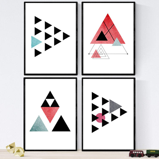 Set de 4 láminas para enmarcar GEOMETRICOS. Posters Estilo nórdico con triángulos para la decoración del hogar. Láminas con Formas geométricas en Tonos Rojos y Grises.-Artwork-Nacnic-Nacnic Estudio SL