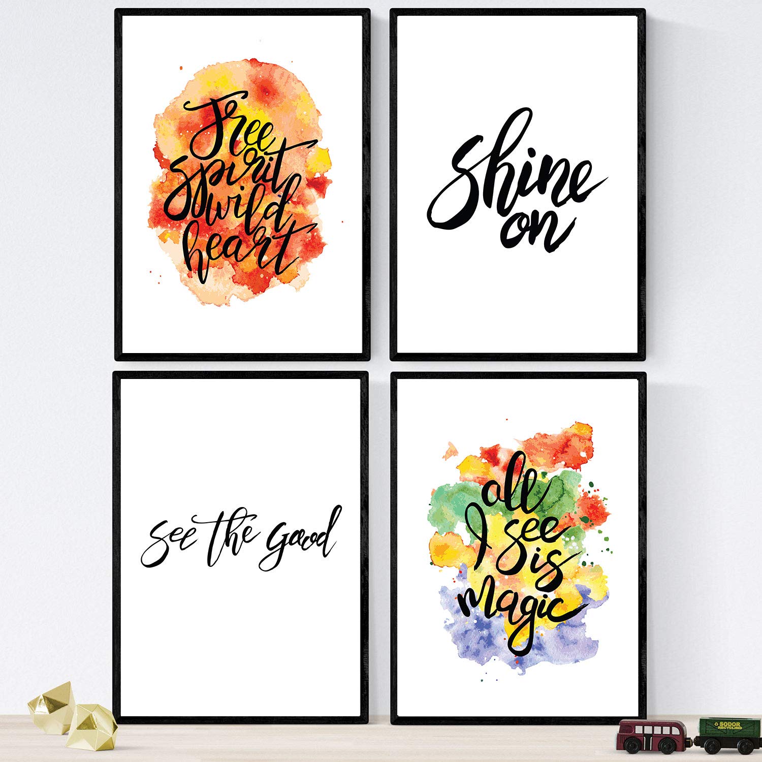 Set de láminas con mensajes felices y coloridos. Pack de posters 'Brilla'.-Artwork-Nacnic-Nacnic Estudio SL