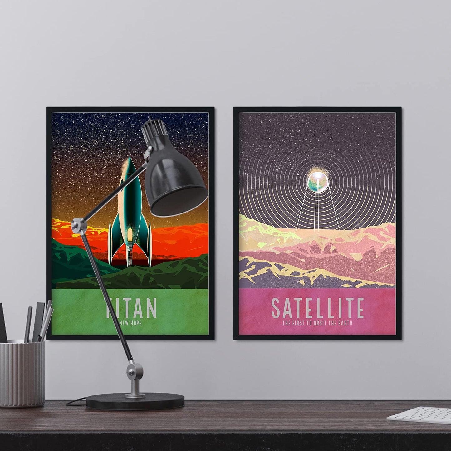Set de láminas Pack Aterrizaje. Pósters con detalladas ilustraciones del espacio. Coloridas imágenes de satélites, estrellas y planetas.-Artwork-Nacnic-Nacnic Estudio SL
