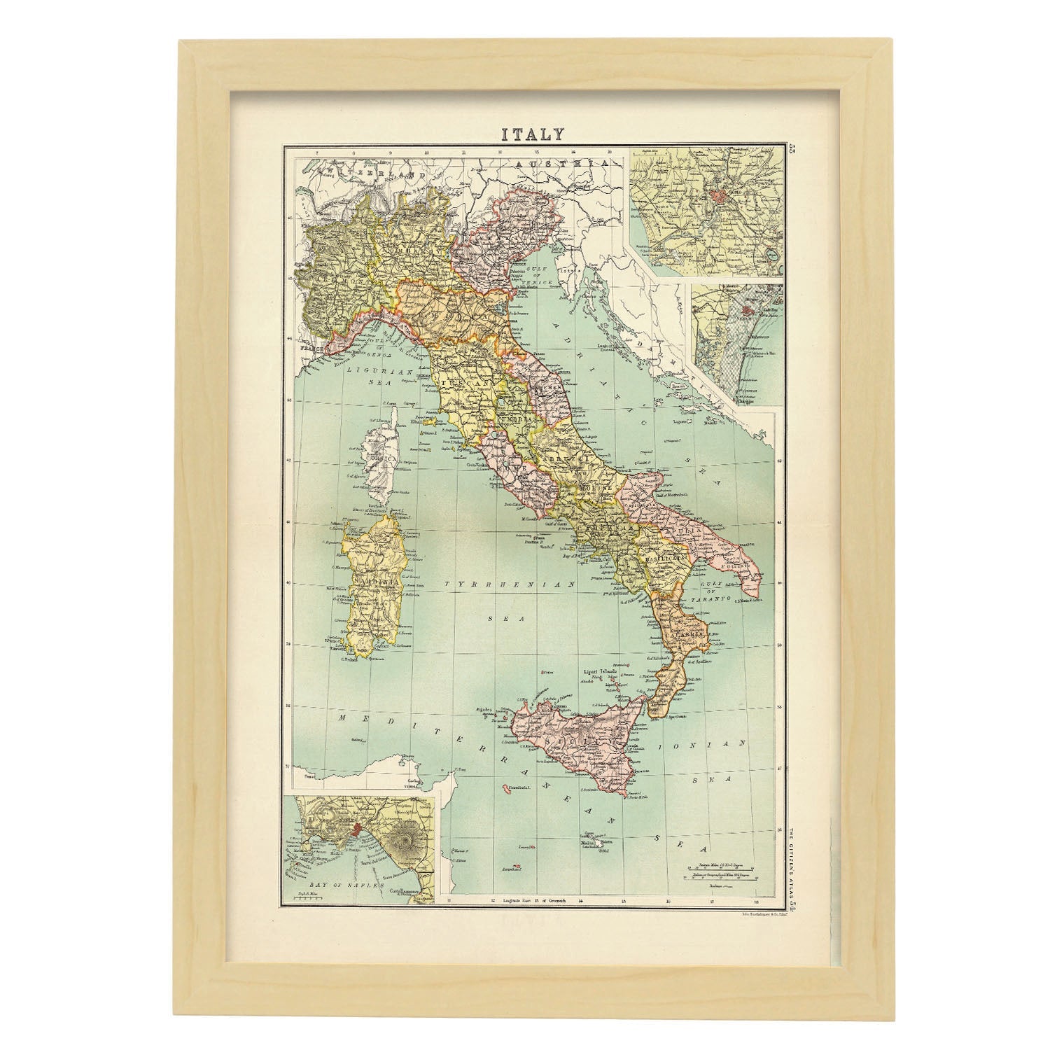 Vintage Map of Italy Citizen Atlas-Artwork-Nacnic-A3-Marco Madera clara-Nacnic Estudio SL