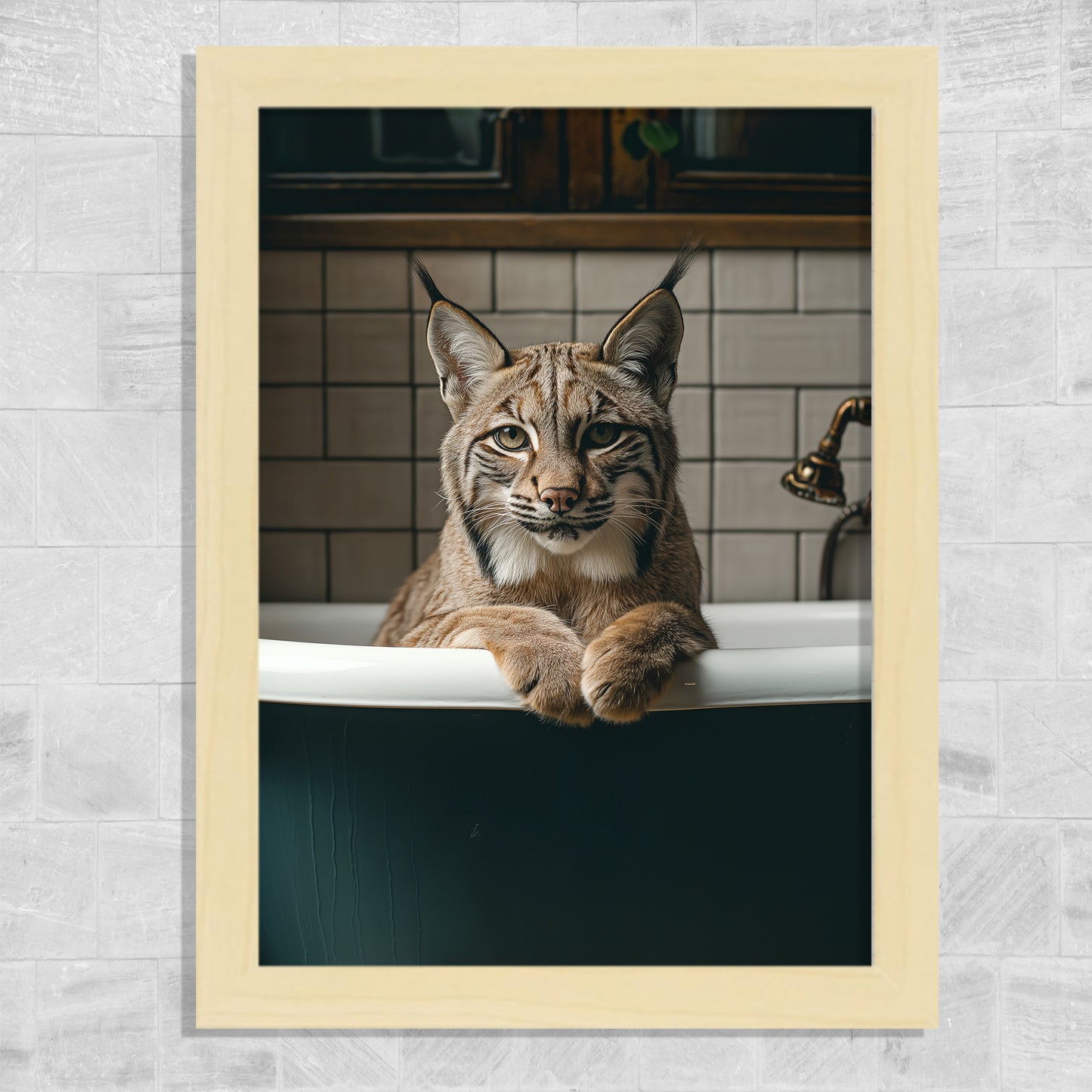Set de 3 Cuadros de Animales Salvajes en la Bañera, Llama, Perro, Gato Lince Ilustración impresa en estilo fotográfico para decorar las paredes del WC, Ducha, Cuarto de baño, WC