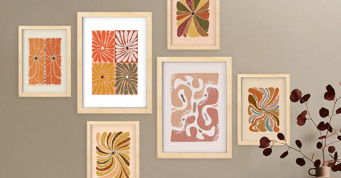 ¿Cómo decorar con láminas y posters por color?
