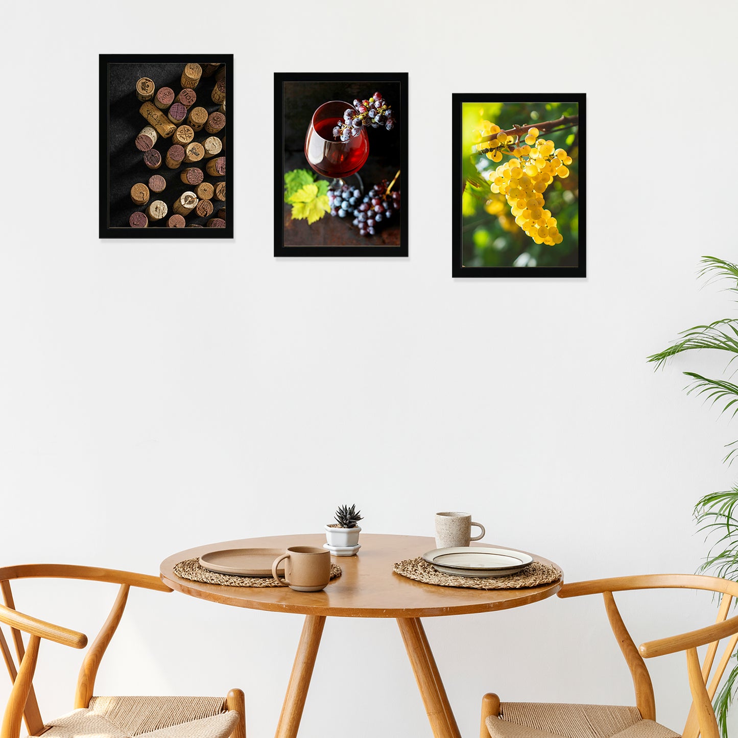 Set de 3 Cuadros de Uvas de Viñedo y Corcho Ilustración impresa en estilo Fotográfico para decorar Cocina, Despensa, Cortijo, Comedor, Restaurante