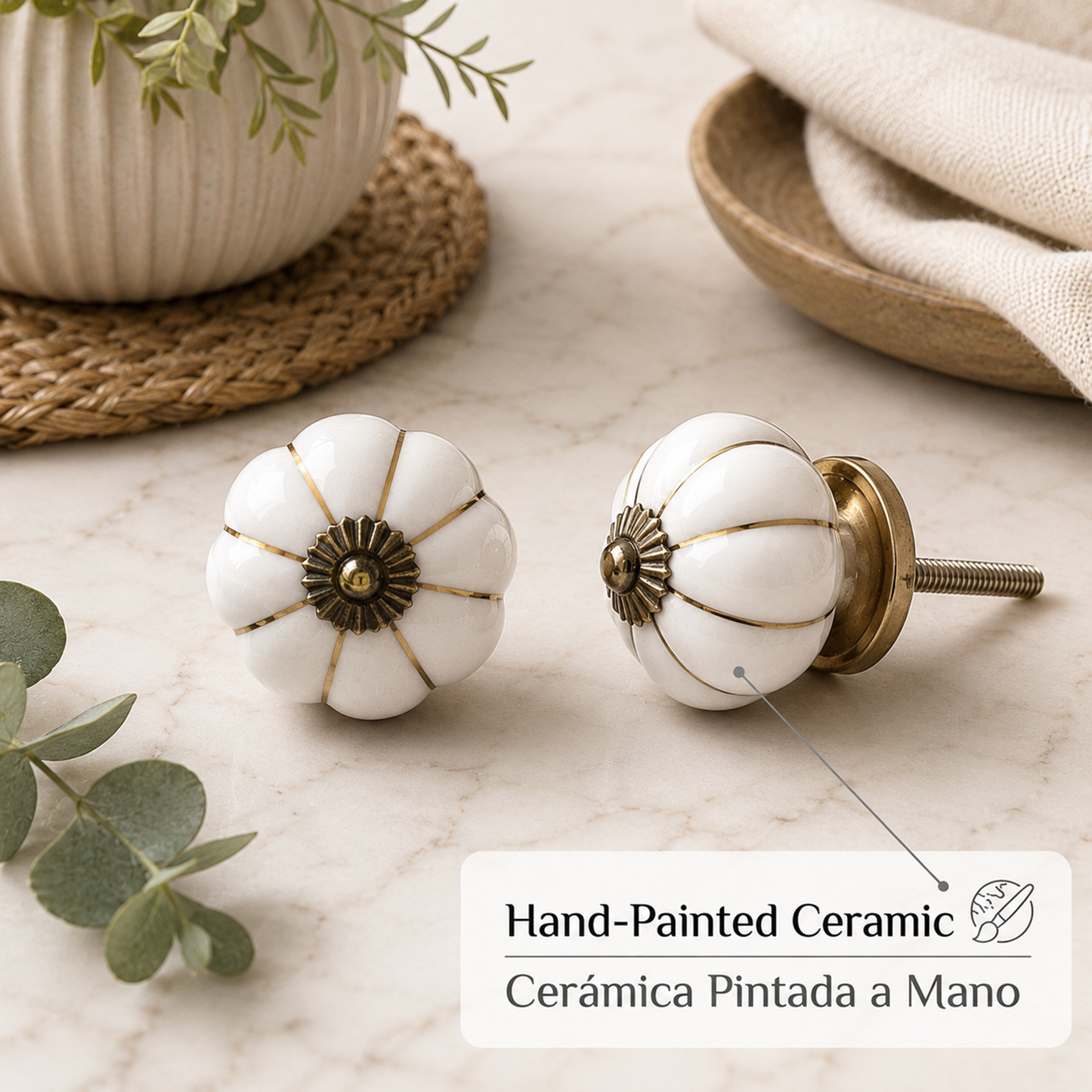 Set de 10 pomos de cerámica en blanco y dorado para muebles y armarios