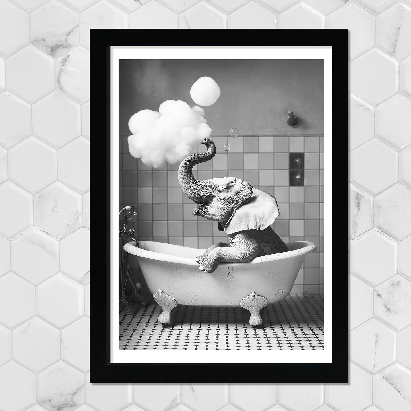 Set de 2 Cuadros Elefante en la Bañera con Simpáticos Animales en Blanco y Negro Ilustración impresa para decorar las paredes del Inodoro, Ducha, Cuarto de baño, Aseo, WC
