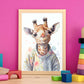 Jirafa nacnic baby sobre fondo blanco sonriendo con som. Estampados de arte de pared estético para el diseño de dormitorio o sala de estar.-Artwork-Nacnic-Nacnic Estudio SL
