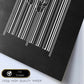 Lámina blanco y negro Astronauta codigo de barrasen Poster con fondo negro estilo pizarra. Papel 250 gr y tintas de alta calidad.-Artwork-Nacnic-Nacnic Estudio SL